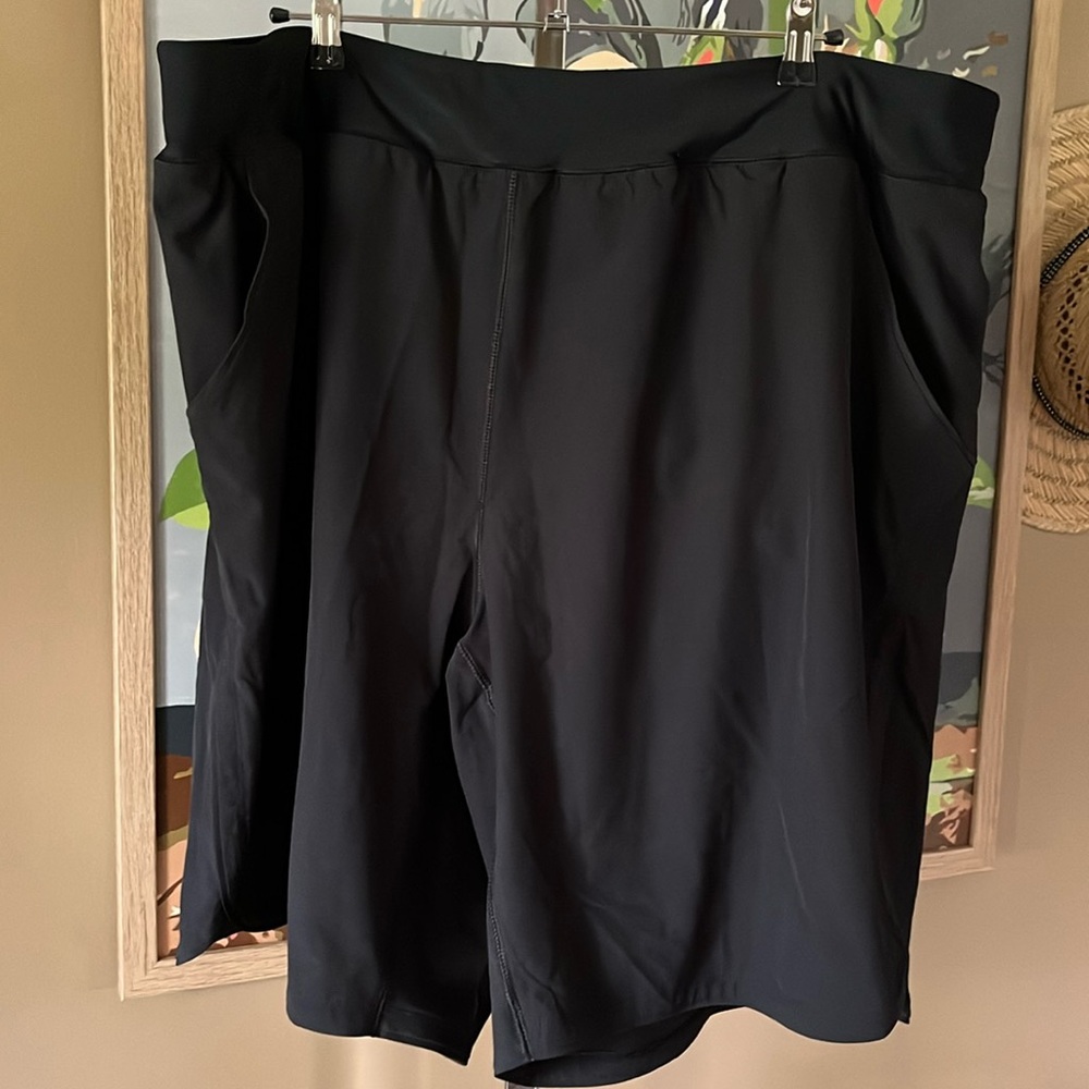 LAST CHANCE Lands End 26w swim coverup/board shorts